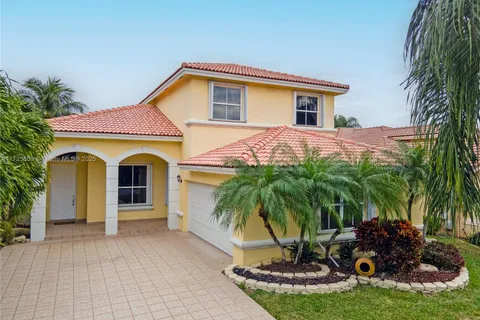 3482 Coco Lake Dr, Coconut Creek FL 33073