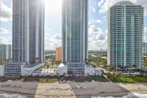 16001 Collins Ave # 1401, Sunny Isles Beach FL 33160