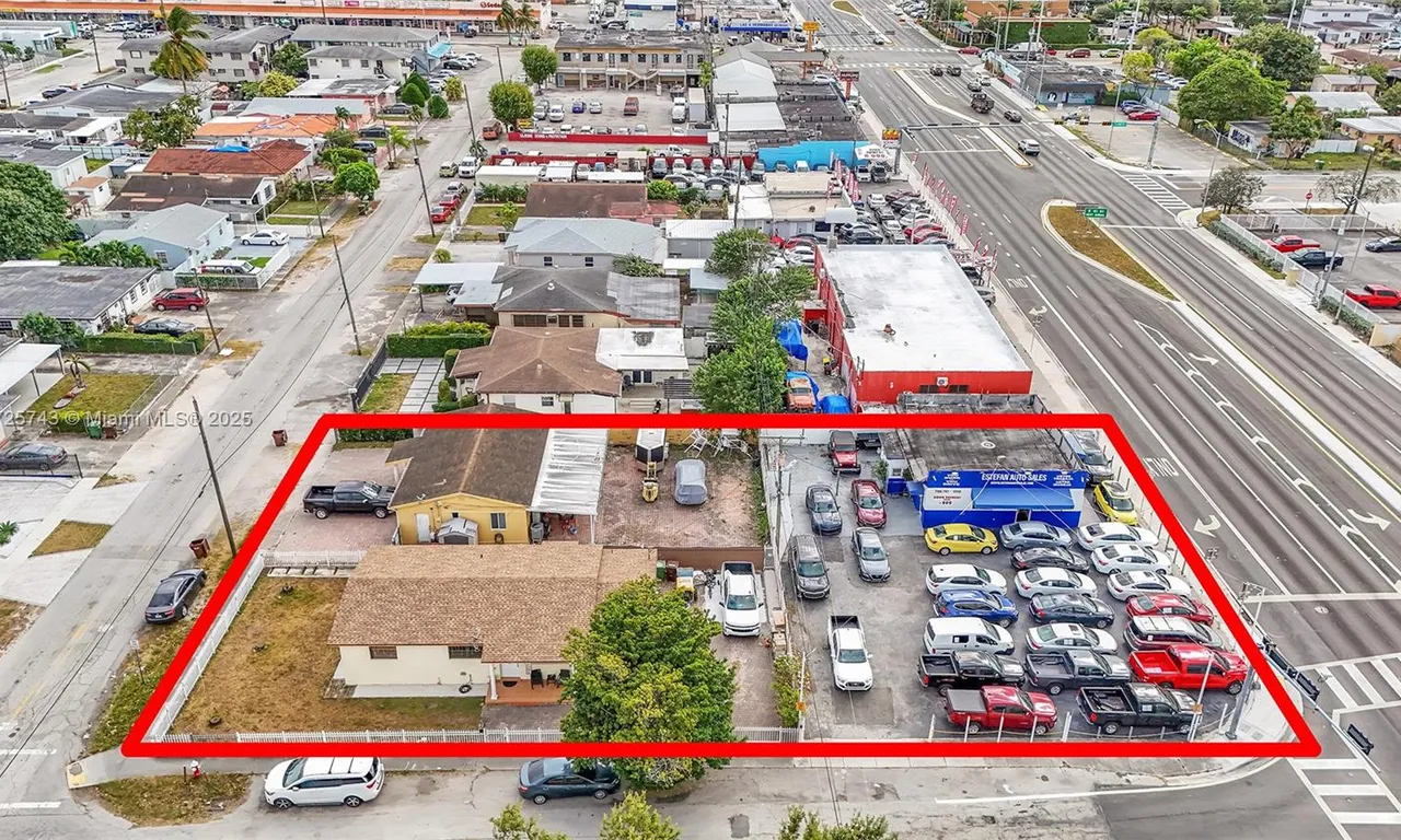 4265 E 8th Ave, Hialeah FL 33013