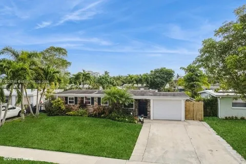 3808 Catalina Rd, Palm Beach Gardens FL 33410