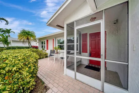 14307 Amapola Dr, Delray Beach FL 33484