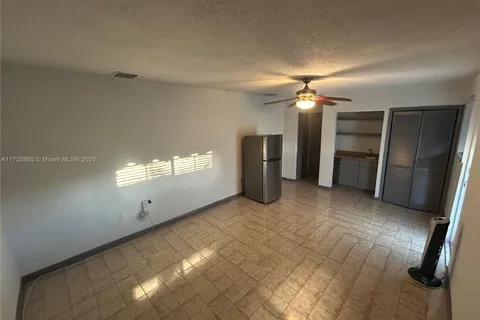 5530 W 12th Ln # 1, Hialeah FL 33012