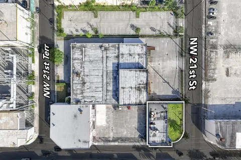2111 NW 10th Ave, Miami FL 33127