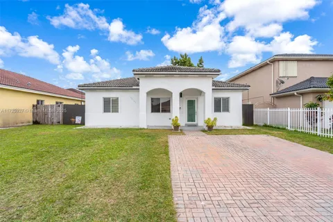 22547 SW 102nd Path, Cutler Bay FL 33190