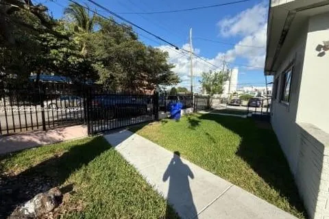 170 NE 68th Ter, Miami FL 33138