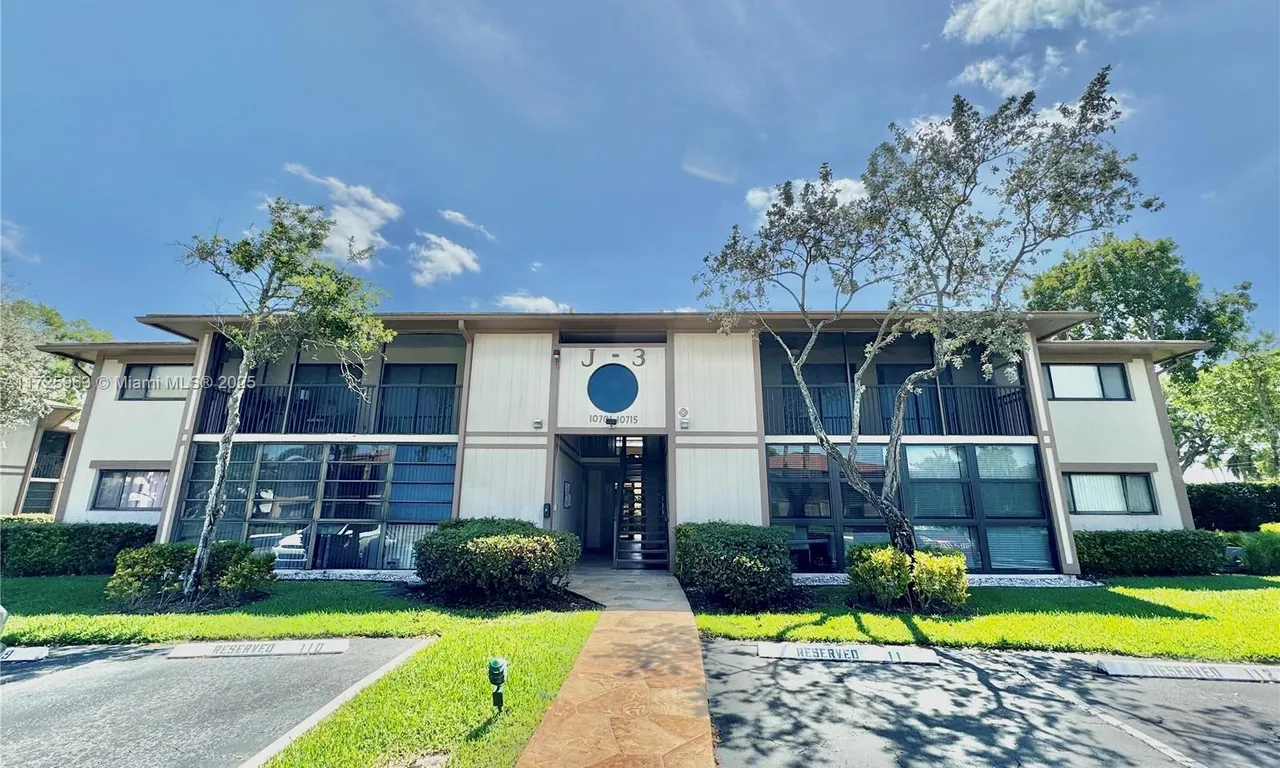 10715 W Clairmont Cir # 212, Tamarac FL 33321