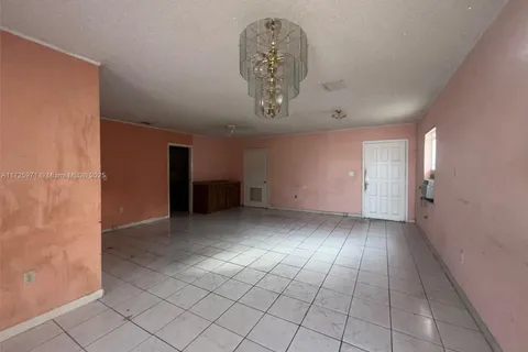 840 SE 4th Pl, Hialeah FL 33010