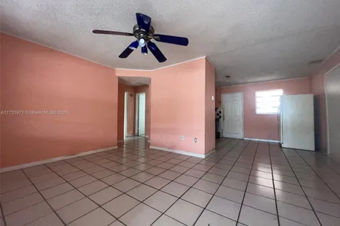 840 SE 4th Pl, Hialeah FL 33010