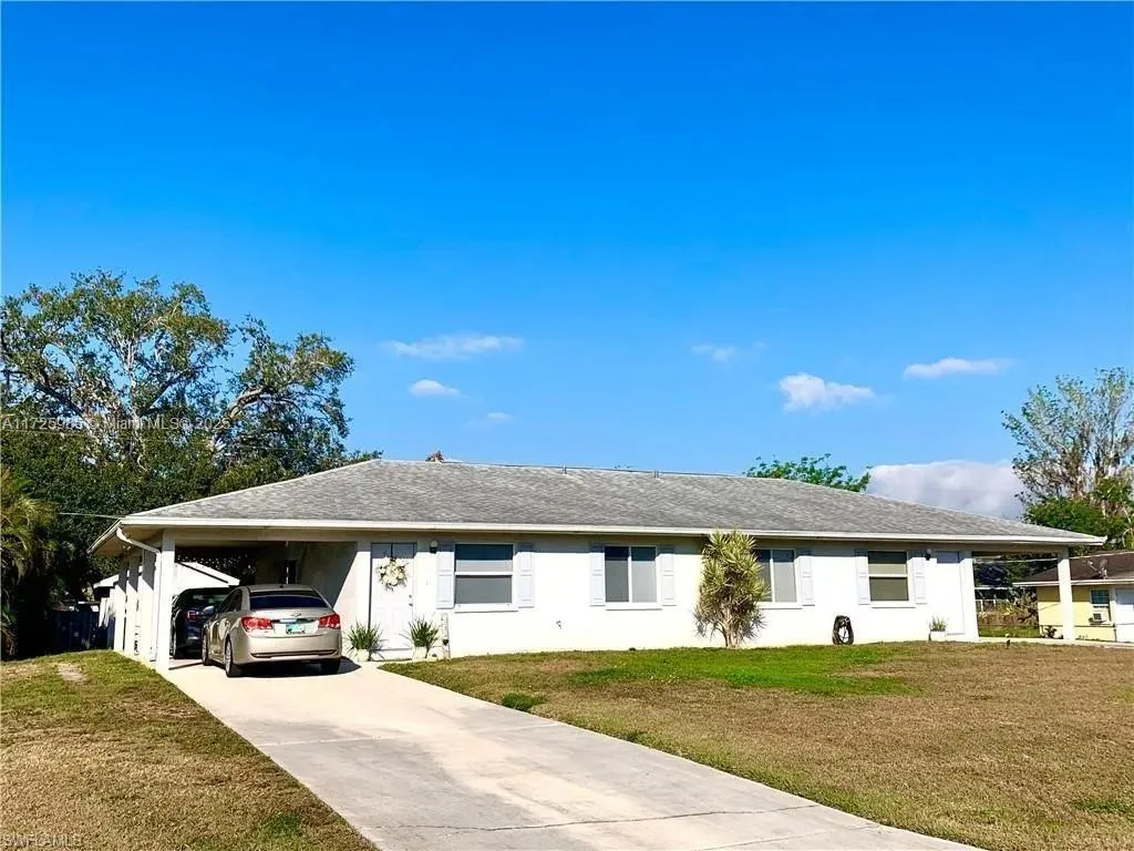 2255/2557 Virginia Ave, Fort Myers FL 33905