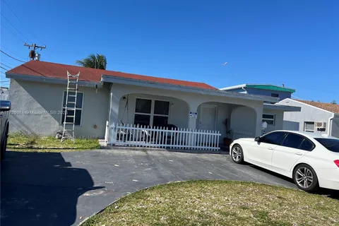 720 NW 30th Ave, Miami FL 33125