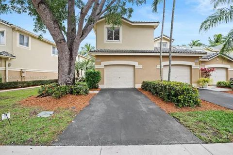 2267 Cordoba Bnd, Weston FL 33327