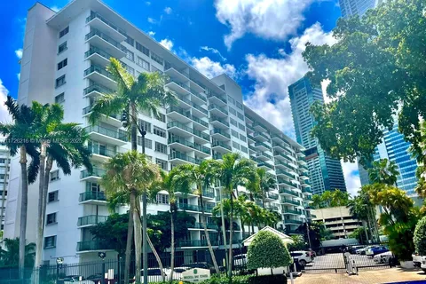 1408 Brickell Bay Dr # 706, Miami FL 33131