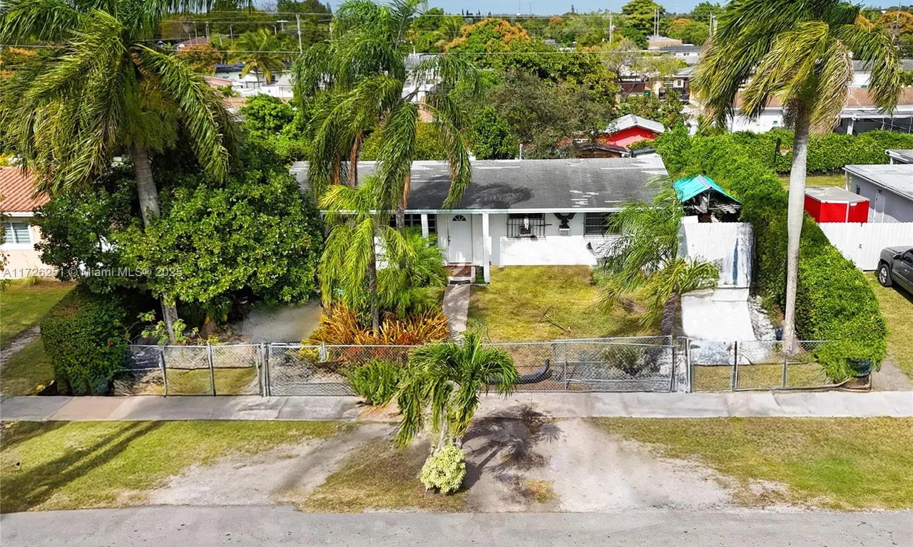 11865 SW 186th St, Miami FL 33177