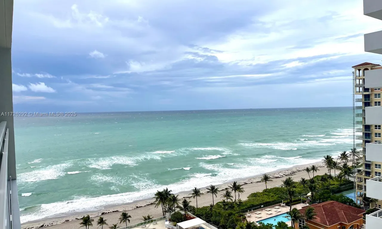 2030 S Ocean Dr # 1518, Hallandale Beach FL 33009