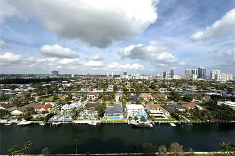 3600 Yatch Club Dr # 1701, Aventura FL 33180