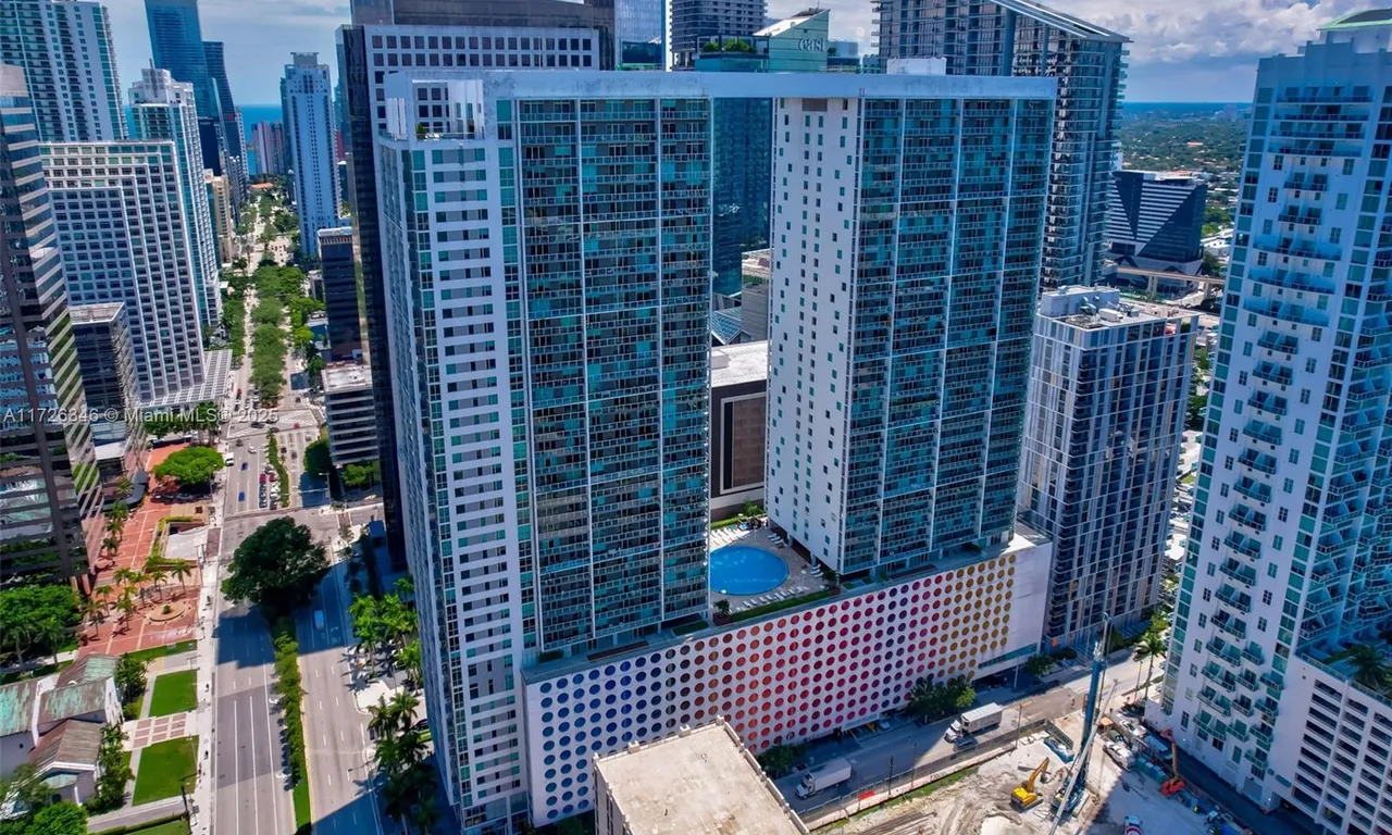 500 Brickell Ave # 3910, Miami FL 33131