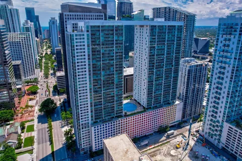 500 Brickell Ave # 3910, Miami FL 33131