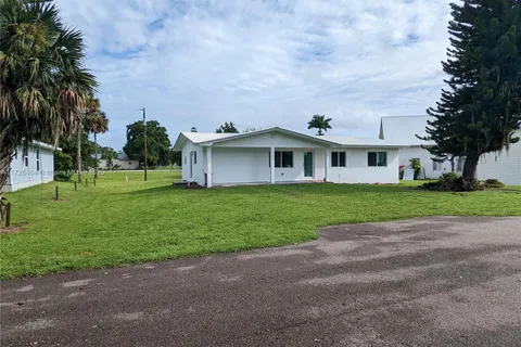 171 SW Avenue M, Moore Haven FL 33471