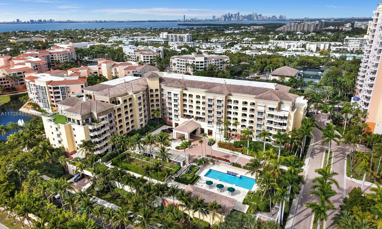 765 Crandon Blvd # 206, Key Biscayne FL 33149