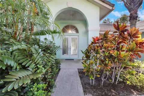 213 Shorewood Way, Jupiter FL 33458