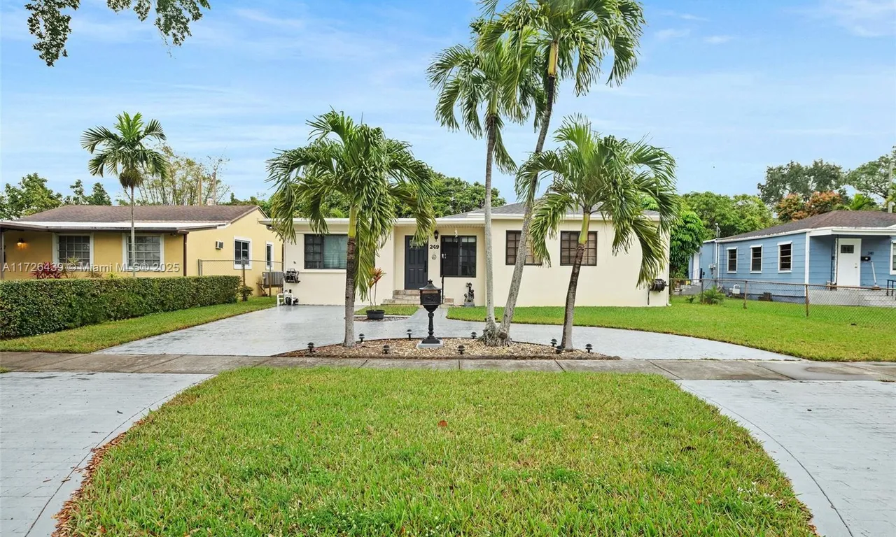 249 Carlisle Dr, Miami Springs FL 33166