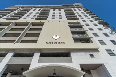 1 Glen Royal Pkwy # 801, Miami FL 33125