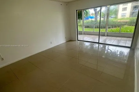 200 S Waterway Dr S # 107, Lantana FL 33462