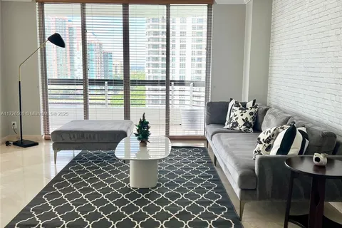 3600 Mystic Pointe Dr # 1401, Aventura FL 33180