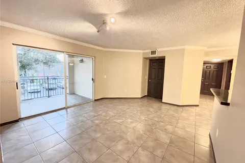 2457 Centergate Dr # 207, Miramar FL 33025