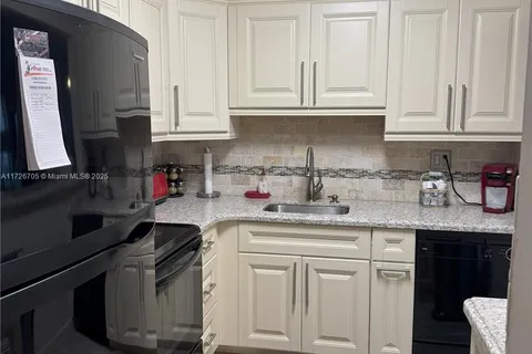 375 SW 56th Ave # 201, Margate FL 33068