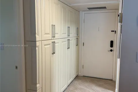 375 SW 56th Ave # 201, Margate FL 33068
