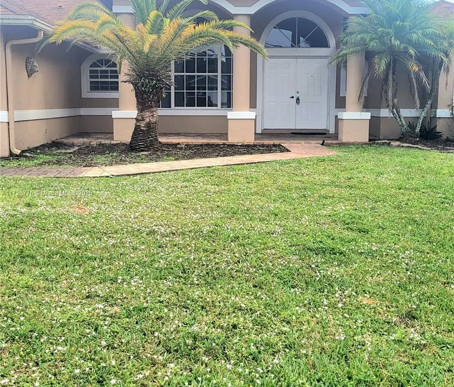 7534 Coconut Blvd, West Palm Beach FL 33412