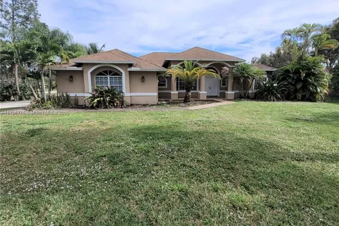 7534 Coconut Blvd, West Palm Beach FL 33412