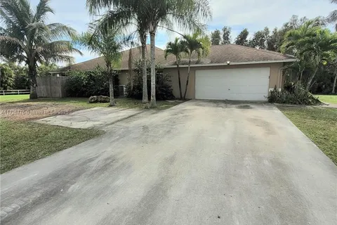 7534 Coconut Blvd, West Palm Beach FL 33412