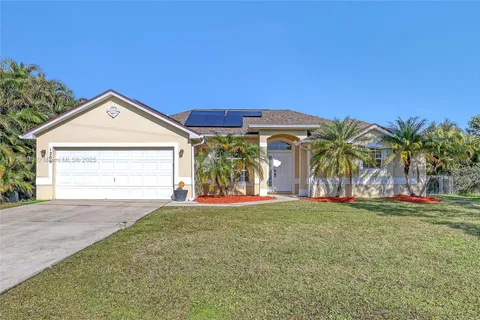 1209 SW Glastonberry Ave, Port St. Lucie FL 34953