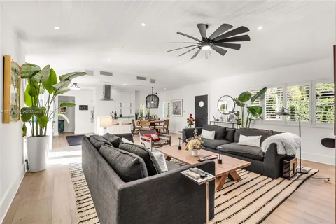 50 E Dilido Dr, Miami Beach FL 33139