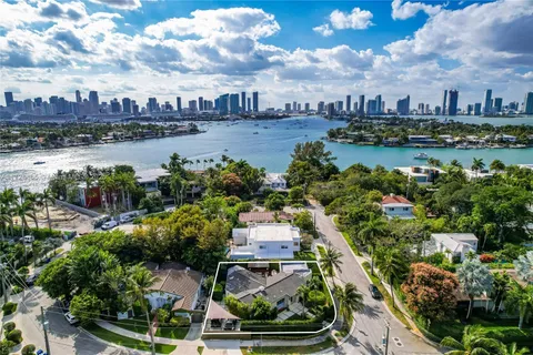 50 E Dilido Dr, Miami Beach FL 33139