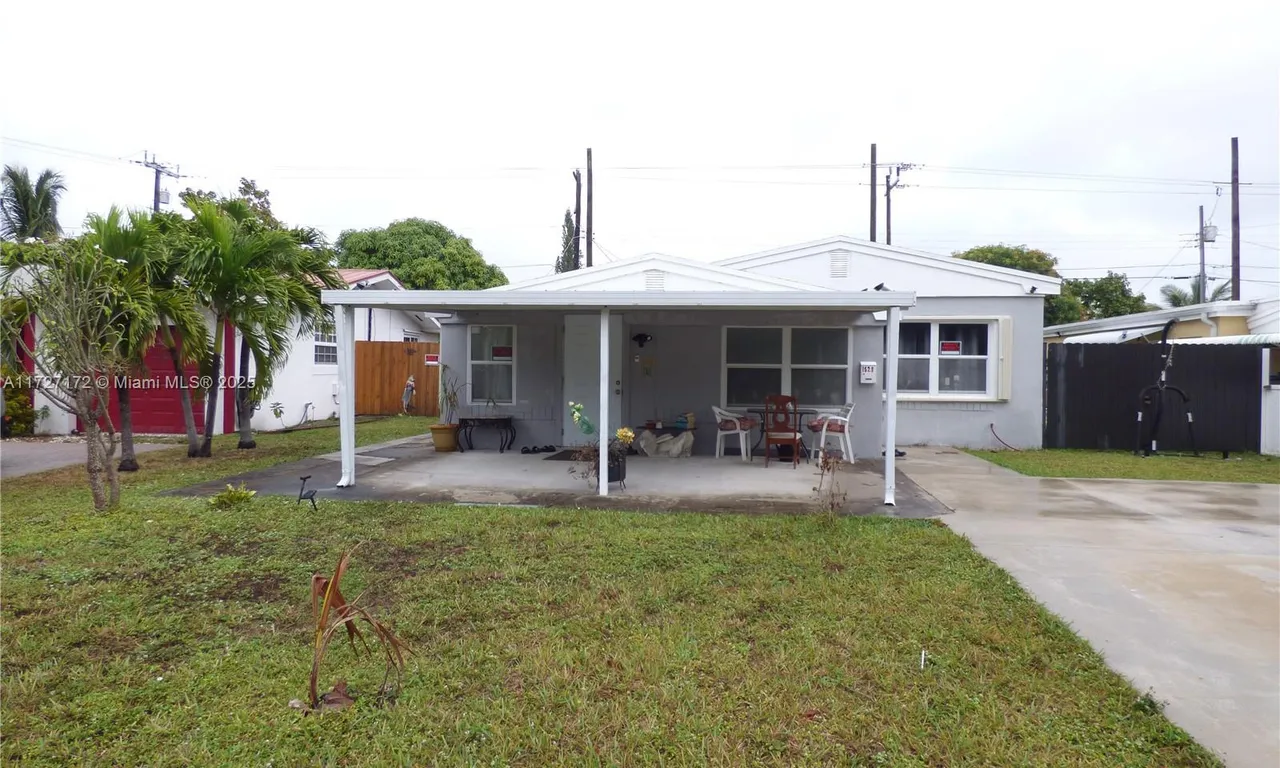 1523 NE 170th St, North Miami Beach FL 33162