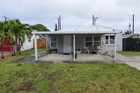 1523 NE 170th St, North Miami Beach FL 33162