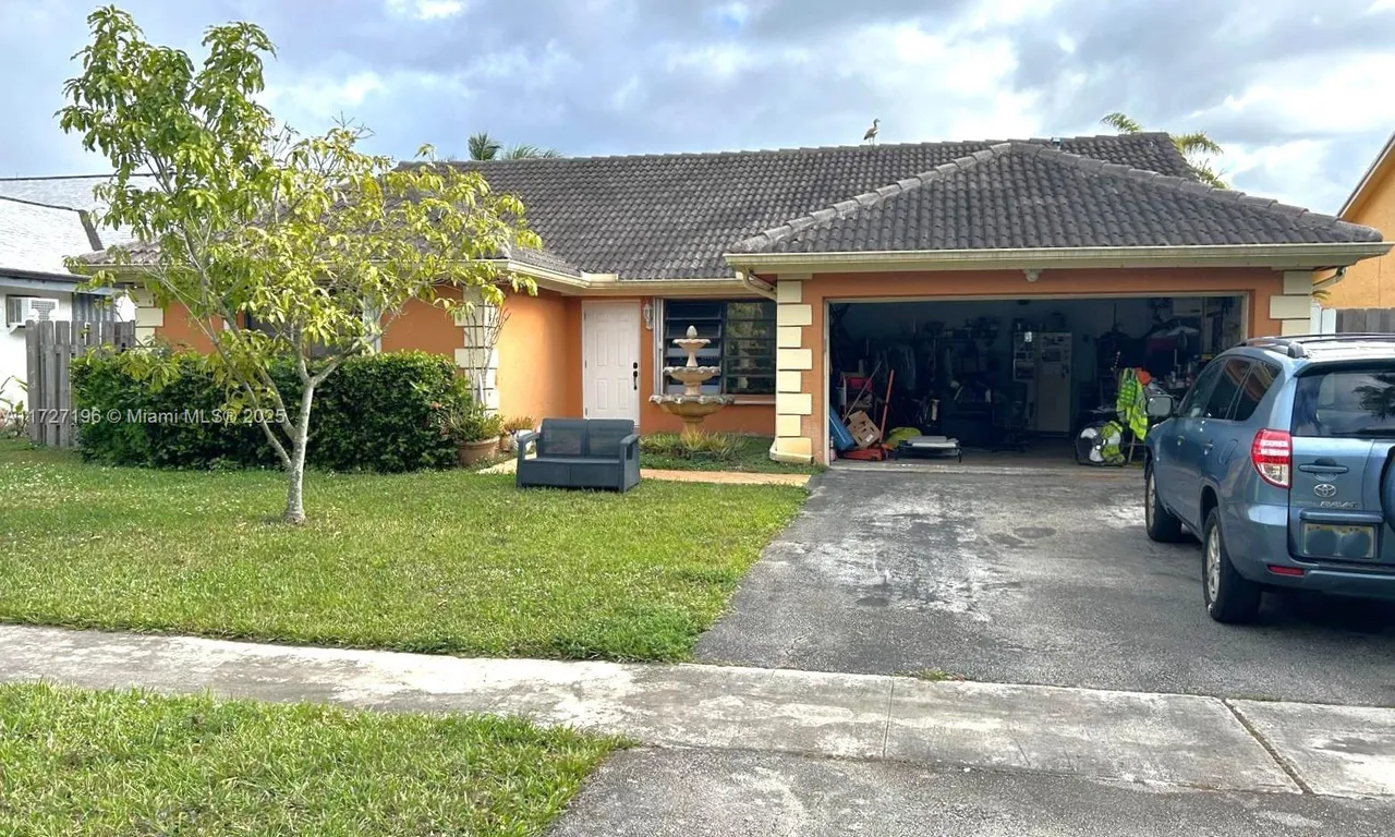 3750 NW 120th Way, Sunrise FL 33323