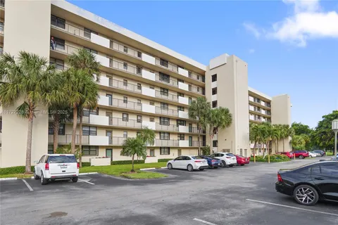 2430 Deer Creek Country Club Blvd # 2, Deerfield Beach FL 33442