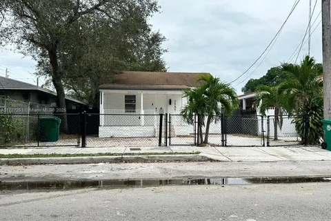 2555 NW 23rd Ave, Miami FL 33142