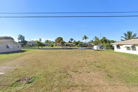 3014 SE 18th PL, Cape Coral FL 33904