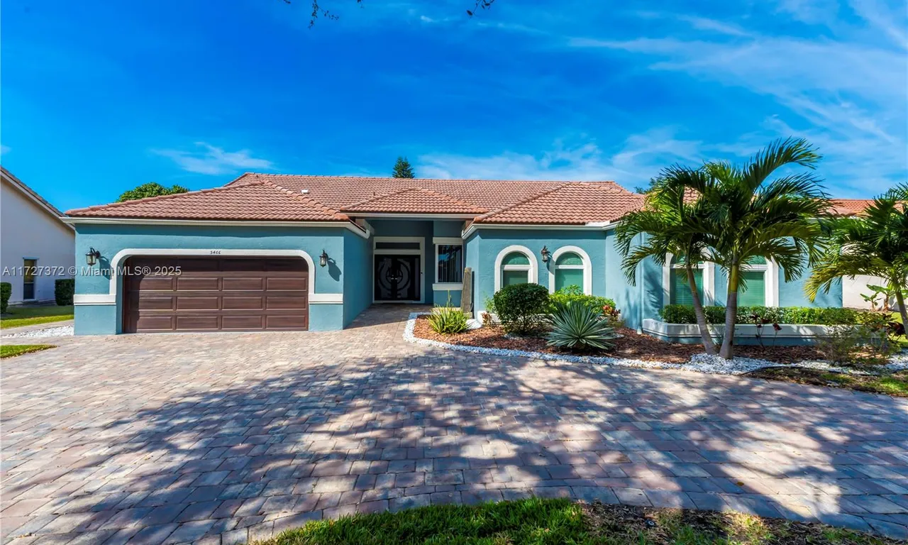 5466 NW 85th Ave, Coral Springs FL 33067