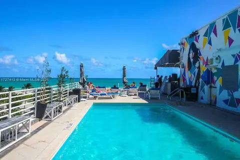 1060 Ocean Dr # D306, Miami Beach FL 33139