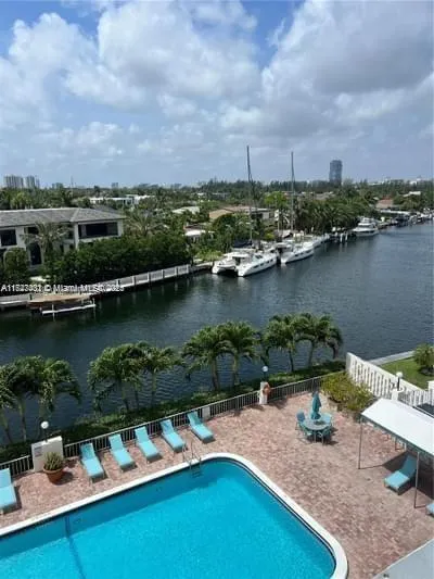 401 Golden Isles Dr # 314, Hallandale Beach FL 33009