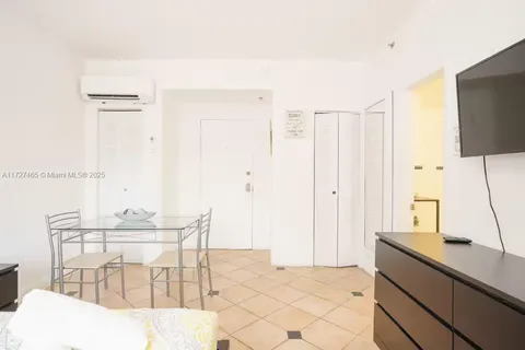 918 Ocean Dr # 306, Miami Beach FL 33139