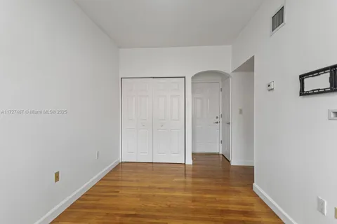 223 Calabria Ave # 9, Coral Gables FL 33134