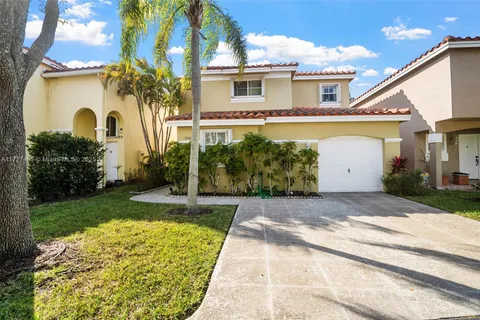 1762 E Trafalgar Cir, Hollywood FL 33020