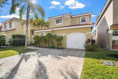 1762 E Trafalgar Cir, Hollywood FL 33020